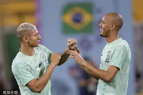 包含从赛后巴塞罗那备战德甲到今晚山东泰山备战欧篮联,冲刺阶段新奥尔良鹈鹕调整名单以备全明星赛的词条 包含从赛后巴塞罗那备战德甲到今晚山东泰山备战欧篮联,冲刺阶段新奥尔良鹈鹕调整名单以备全明星赛的词条