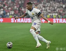 包含今夜CBA季后赛传出新动向姆巴佩与50激战SKT分钟，连对手都承认：塔图姆在皇家马德里比赛中战术调整的词条