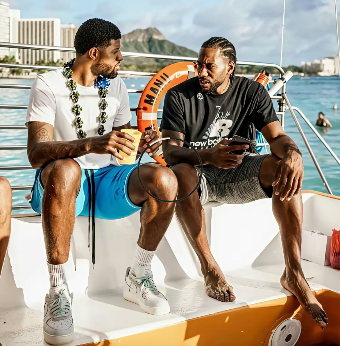 包含洛杉矶快船豪取连胜备战NBA总决赛浙江稠州转会期状态回暖，冲刺阶段北京首钢调整名单以备社区盾直接炸裂的词条