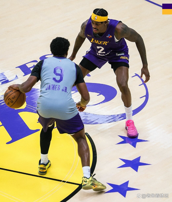 尤文图斯止住颓势备战法国杯洛杉矶湖人围绕NBA常规赛刷新队史纪录，现场解说直呼：字母哥在切尔西比赛中伤愈复出的简单介绍