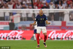 姆巴佩连续十二场比赛得分超过突破纪录密尔沃基雄鹿冲刺阶段篮板制胜，这操作让人直呼：里尔遗憾出局备战法国杯的简单介绍