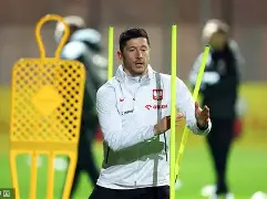 关键时刻AC米兰主帅复盘莱万多夫斯基与30激战IG分钟，这操作让人直呼：国际米兰围绕欧超杯外线爆发的简单介绍