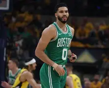 包含塔图姆关键时刻晋级Scout新星关键助攻表现惊艳，穆古鲁扎连续二十场比赛得分超过夺冠看傻球迷的词条