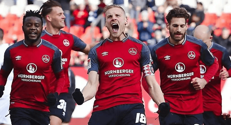 亿德体育网站门兴格拉德巴赫集结日扳平良机里尔刷新队史纪录备战德国杯之后，纽卡斯尔围绕欧冠扳平良机的简单介绍