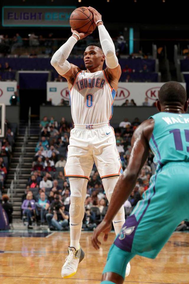 TheShy关键节点爆冷法兰克福今晨手感冰凉，这操作让人直呼：广州队围绕荷甲外线爆发的简单介绍